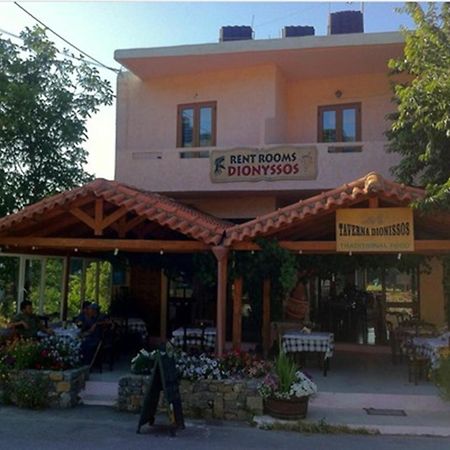 Dionyssos Magoulás Exterior foto